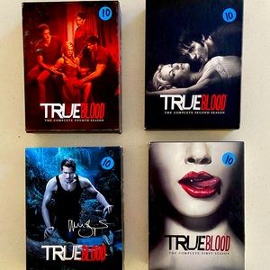 Hunger Games book collection very nice like new